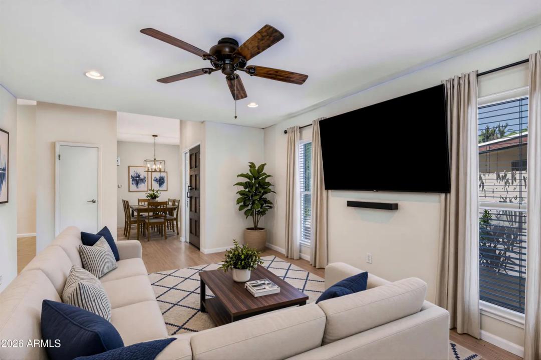 Real Estate Picture 8