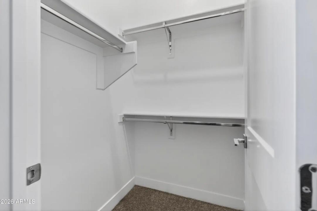 Real Estate Picture 25