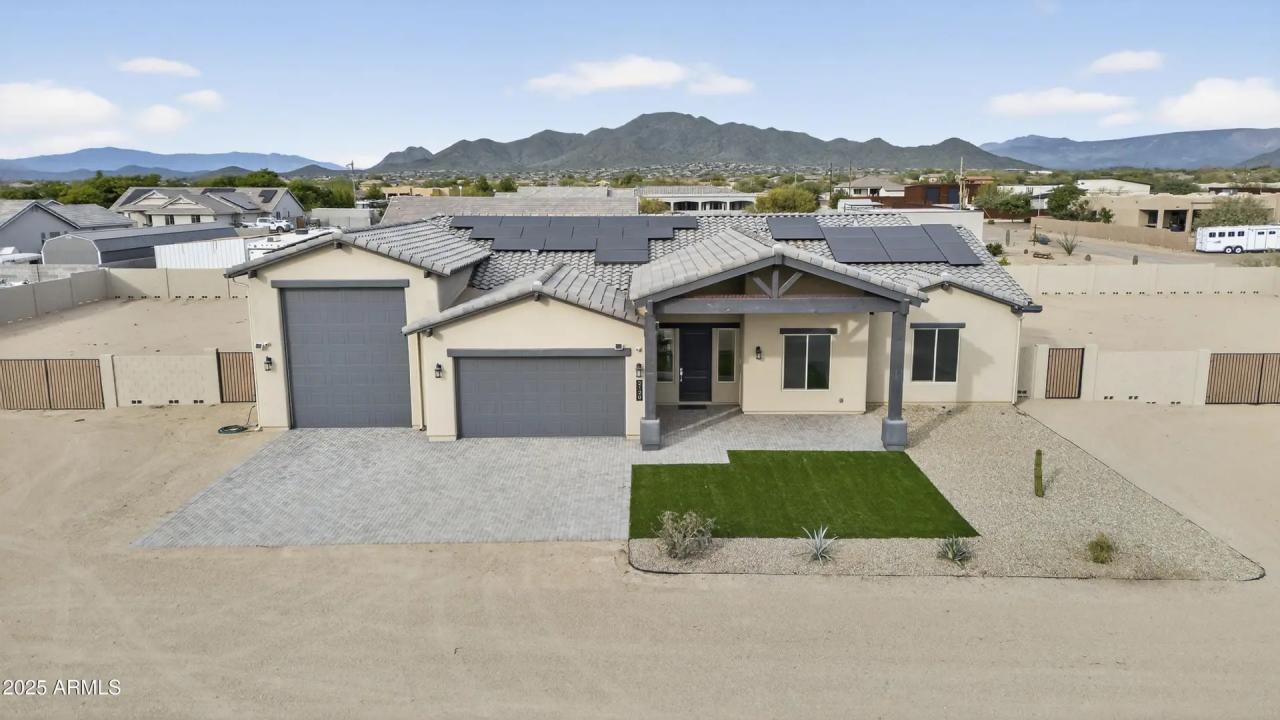 Real Estate Picture 52