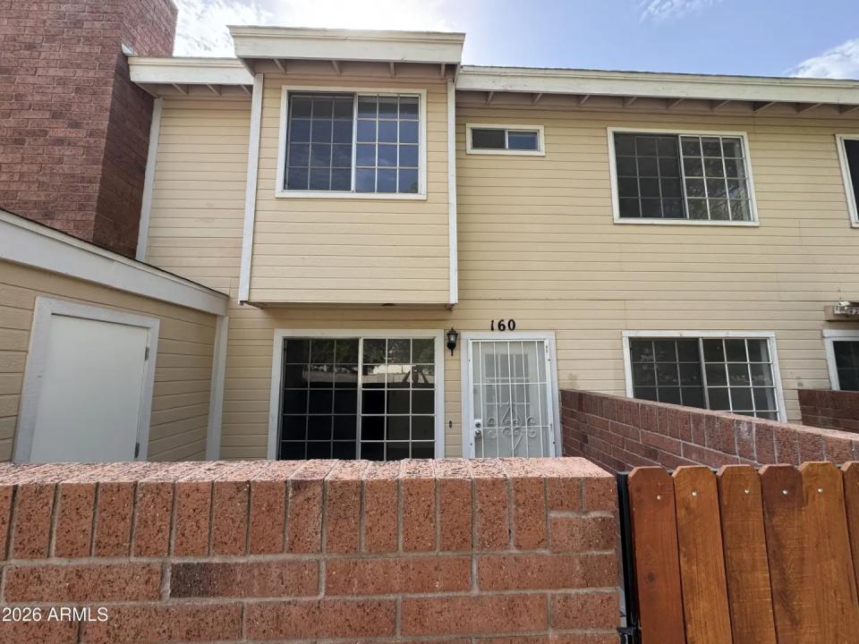 Real Estate Picture 22