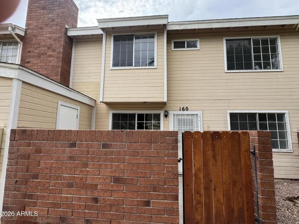 Real Estate Picture 2