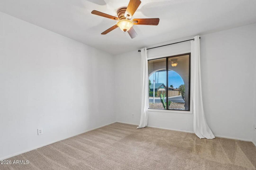 Real Estate Picture 21