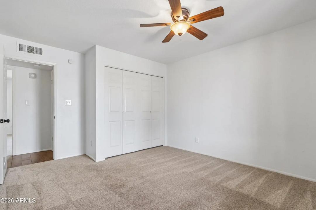 Real Estate Picture 22