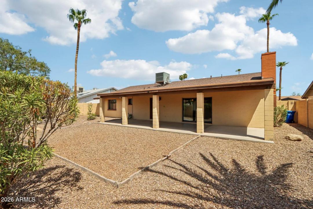 Real Estate Picture 25