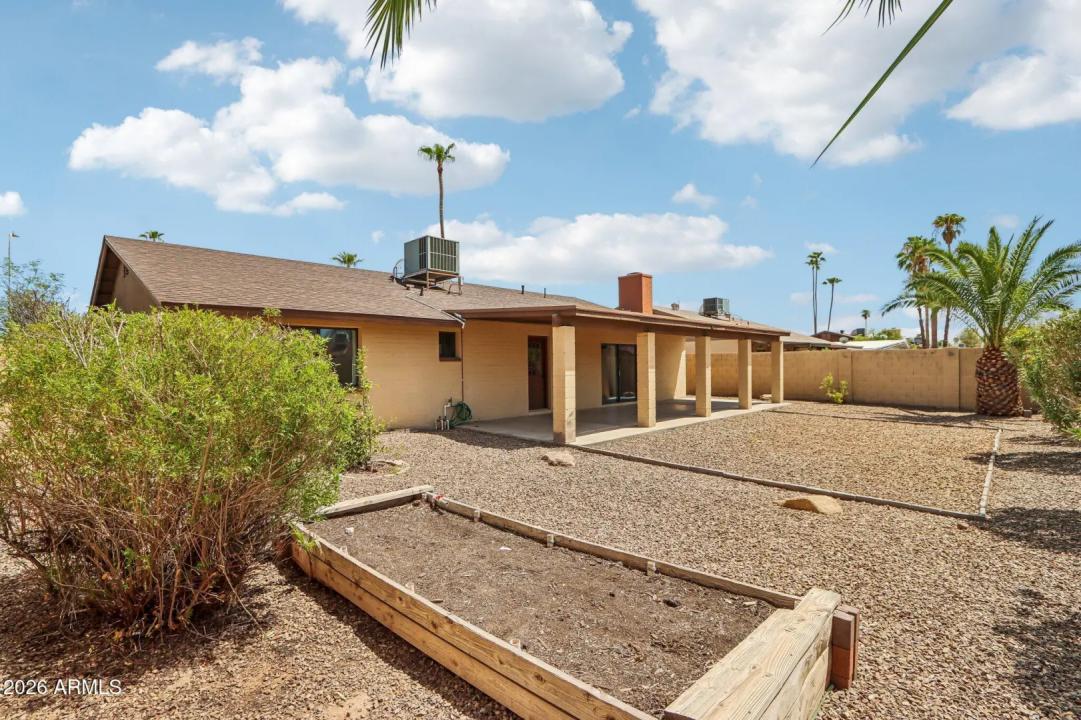 Real Estate Picture 26