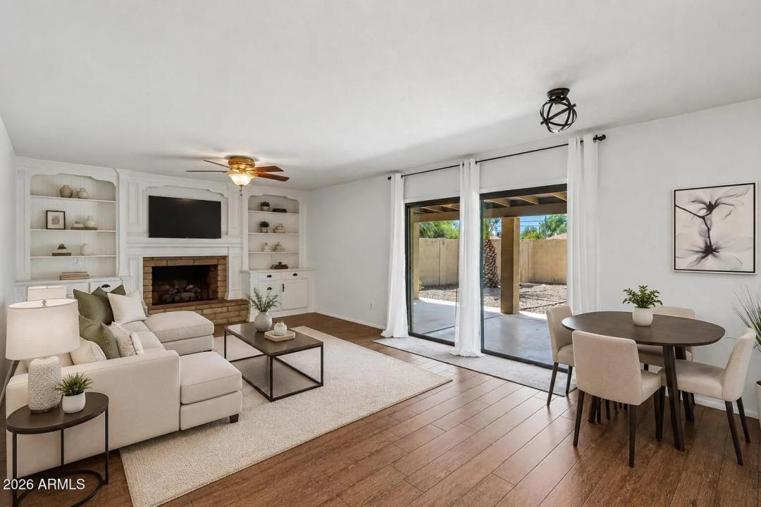 Real Estate Picture 7