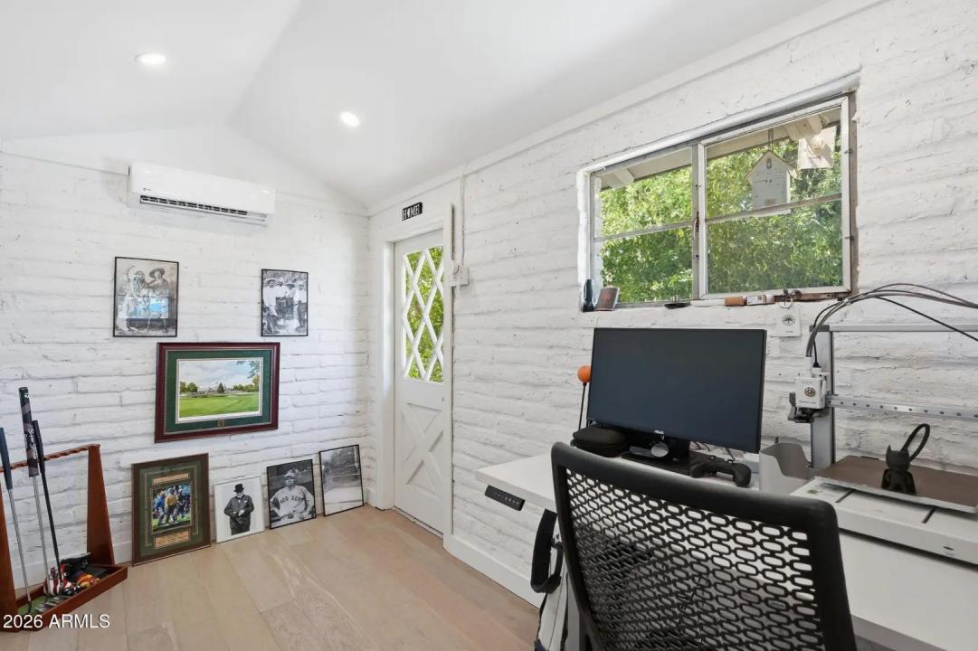 Real Estate Picture 36