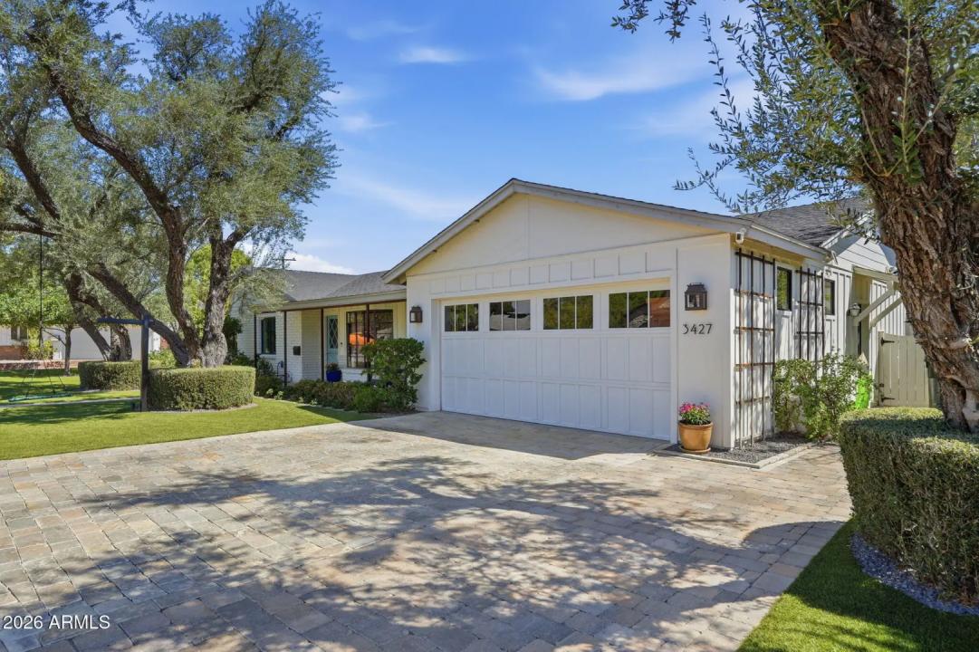 Real Estate Picture 2