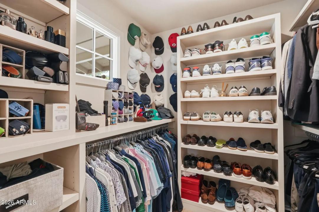 Real Estate Picture 18