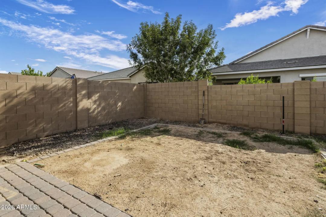Real Estate Picture 26