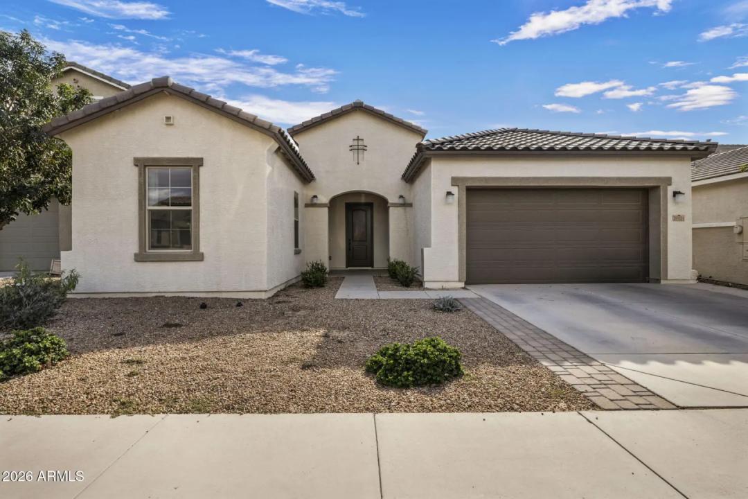 Real Estate Picture 1