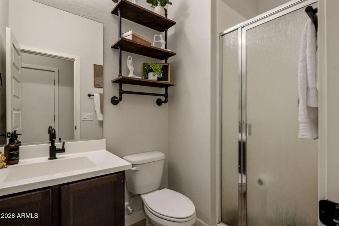 Real Estate Picture 12