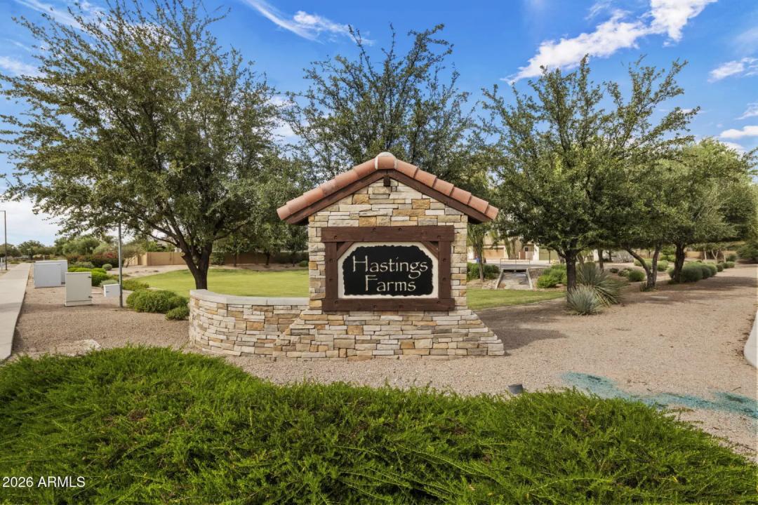 Real Estate Picture 6