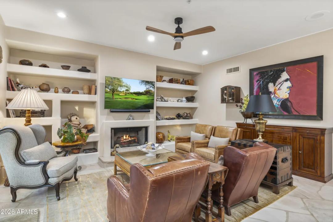 Real Estate Picture 13
