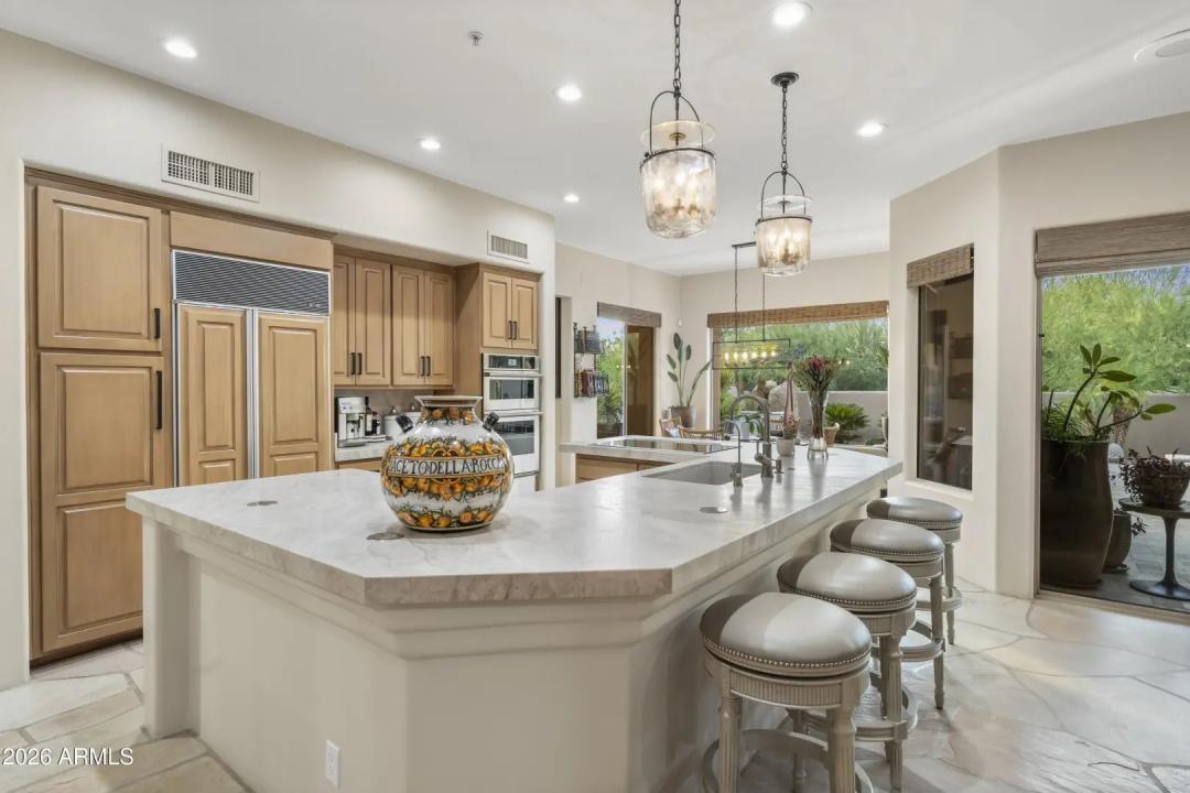 Real Estate Picture 18