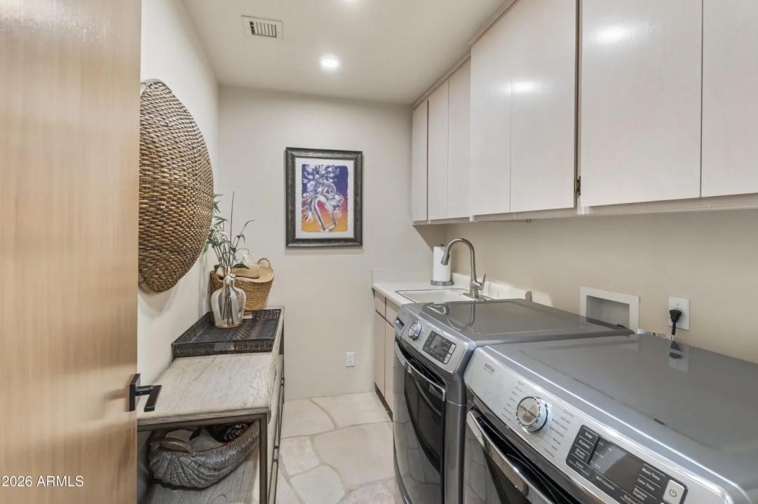 Real Estate Picture 36