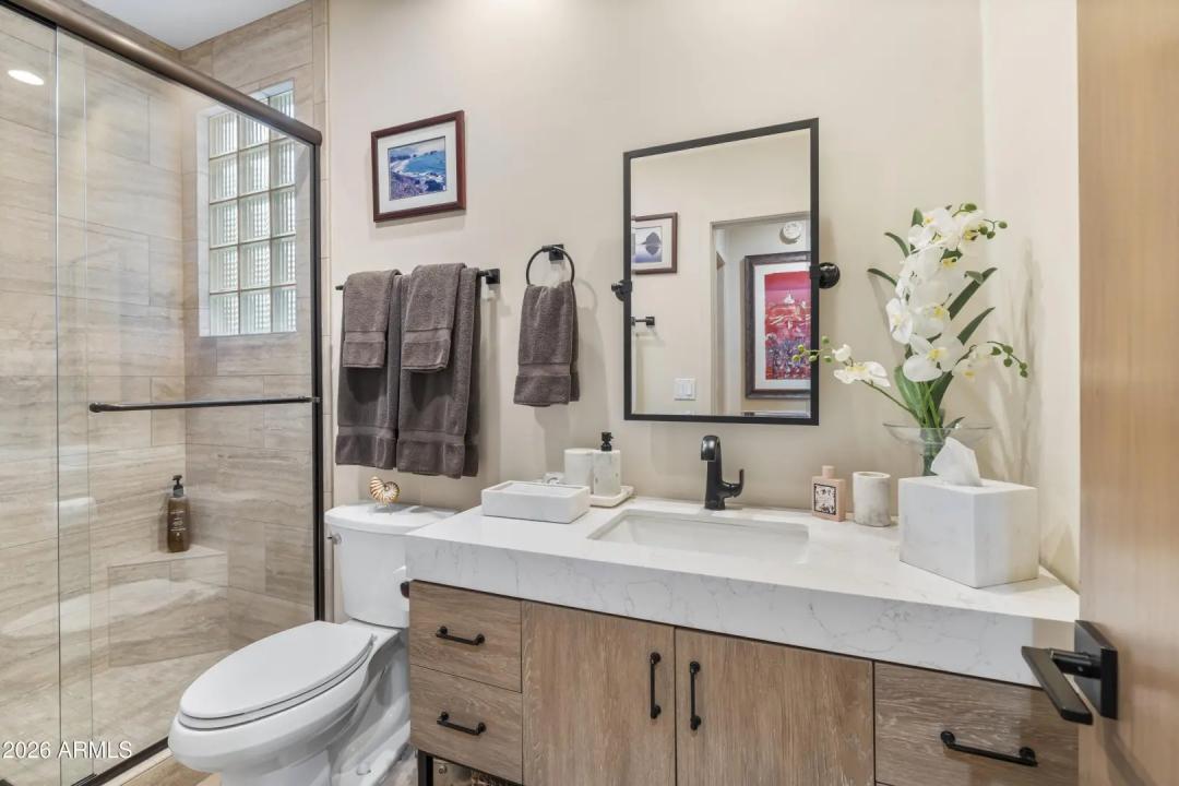 Real Estate Picture 39