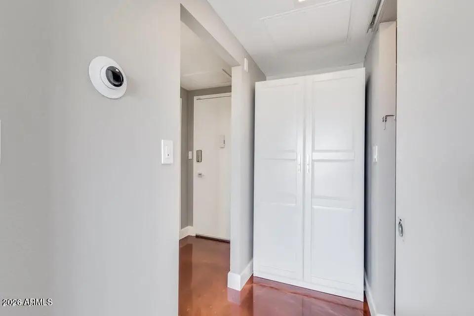 Real Estate Picture 8