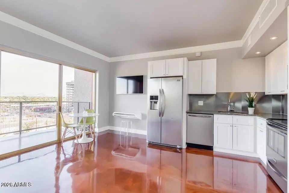 Real Estate Picture 2