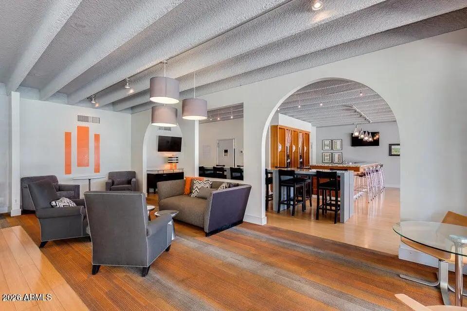 Real Estate Picture 25