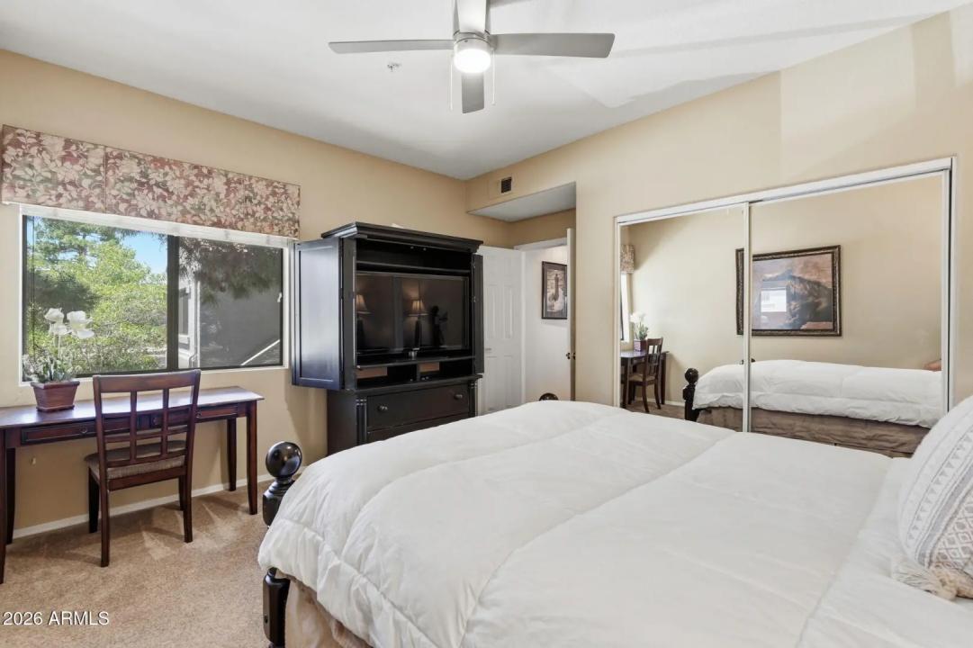 Real Estate Picture 28