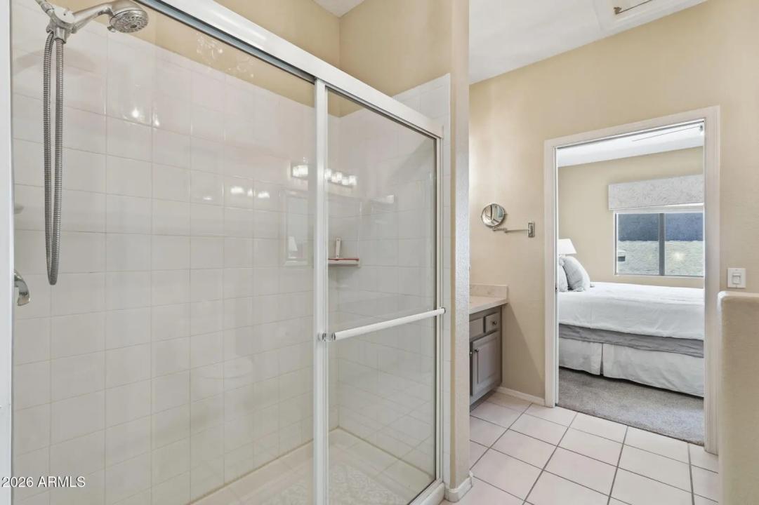 Real Estate Picture 24