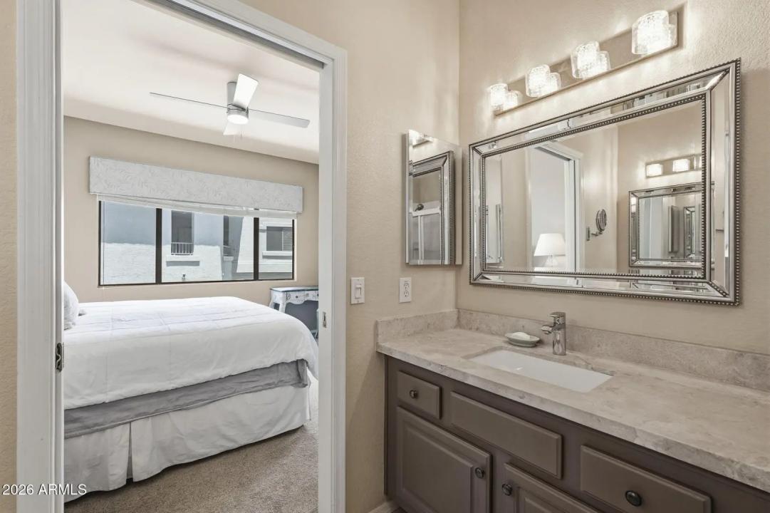 Real Estate Picture 25