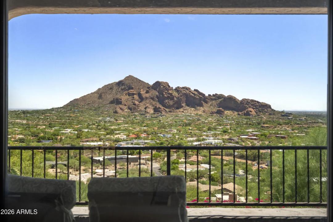 Real Estate Picture 17