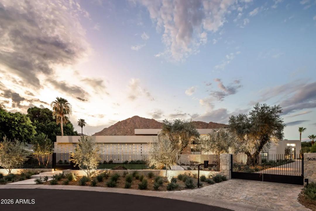 5626 E MONTECITO Avenue Phoenix AZ 85018