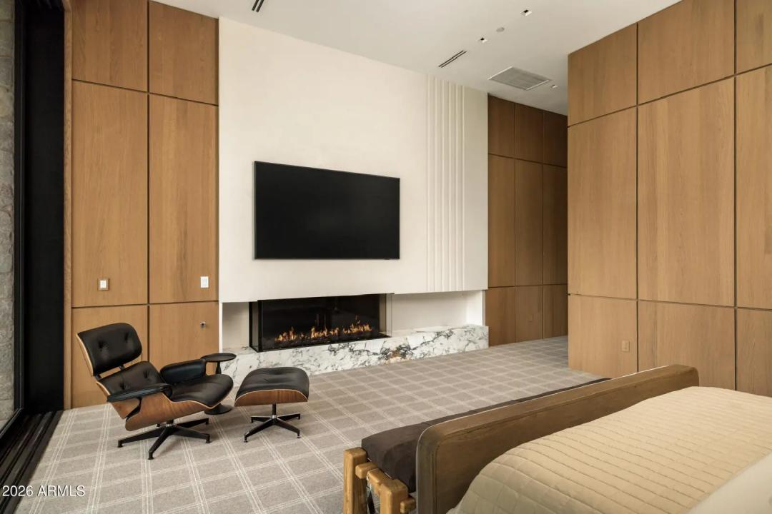 Real Estate Picture 29