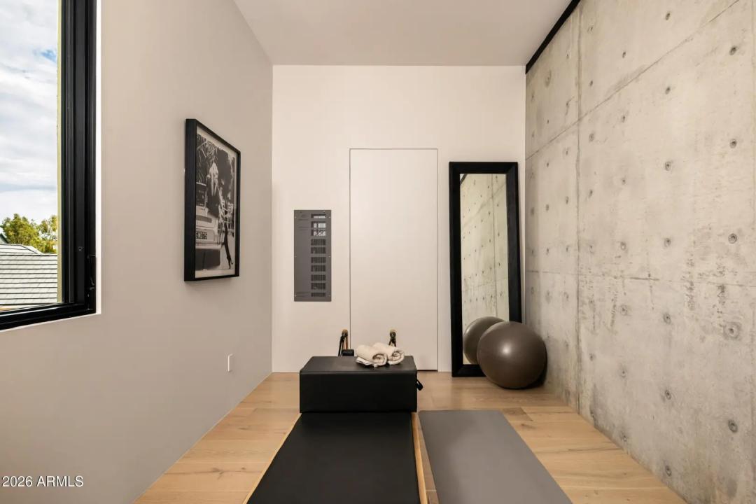 Real Estate Picture 51