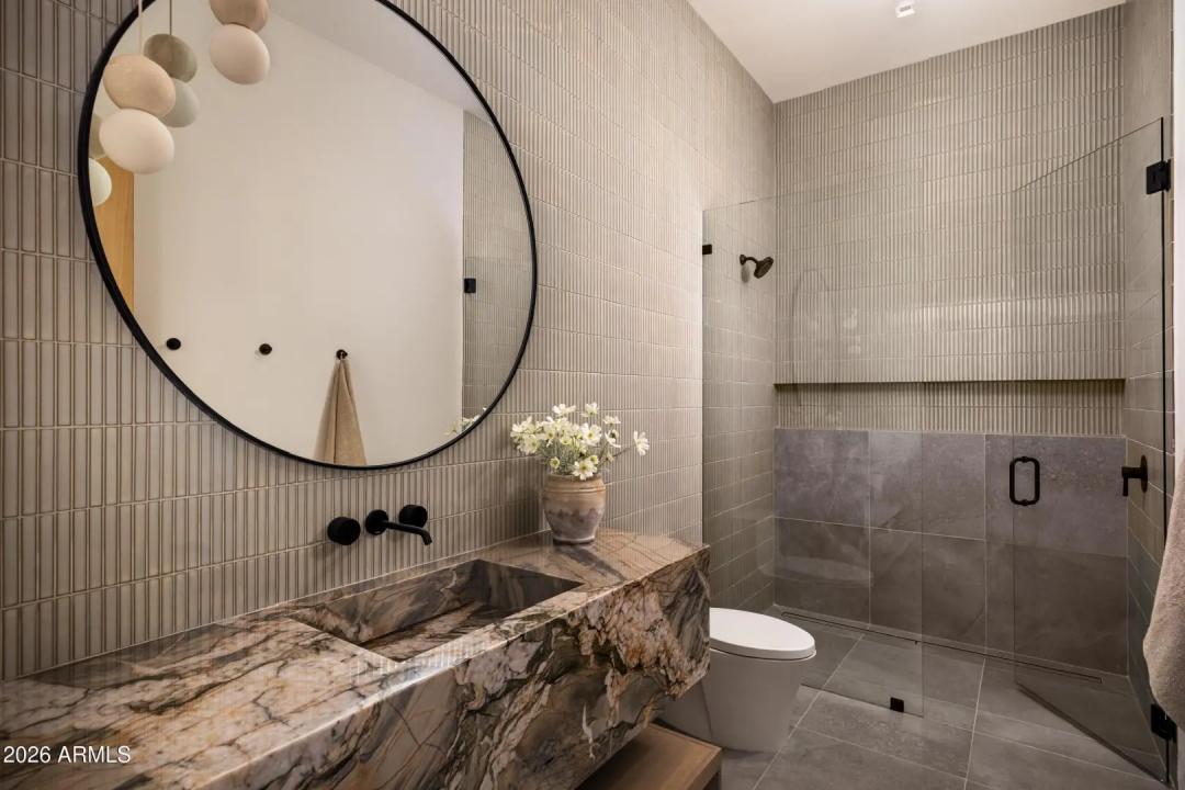 Real Estate Picture 50