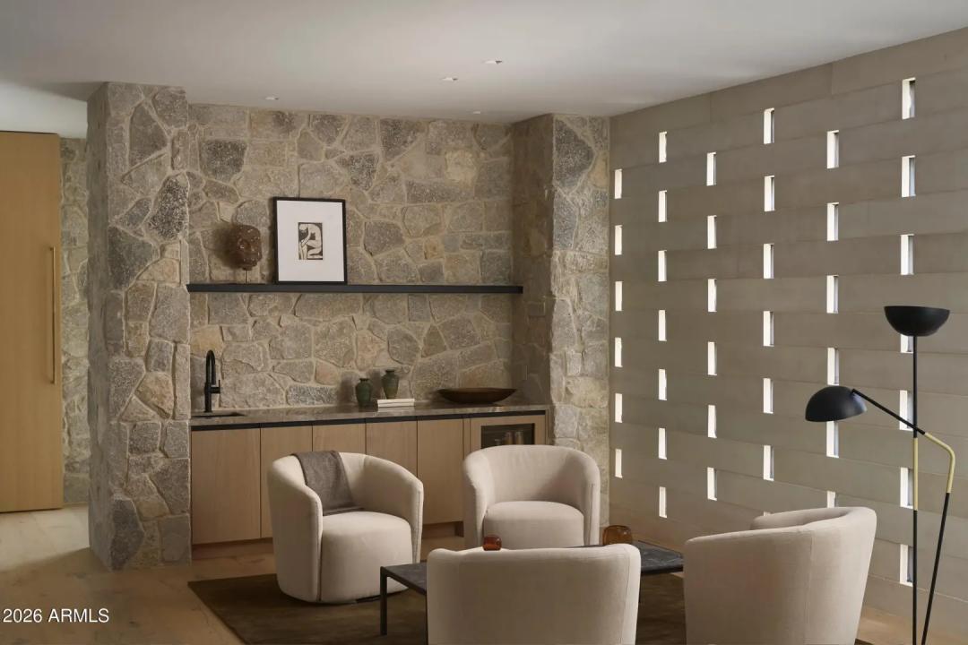 Real Estate Picture 38
