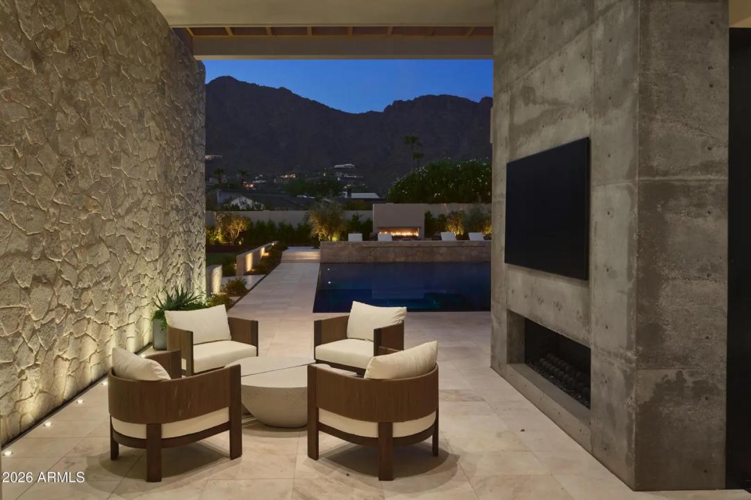 Real Estate Picture 64