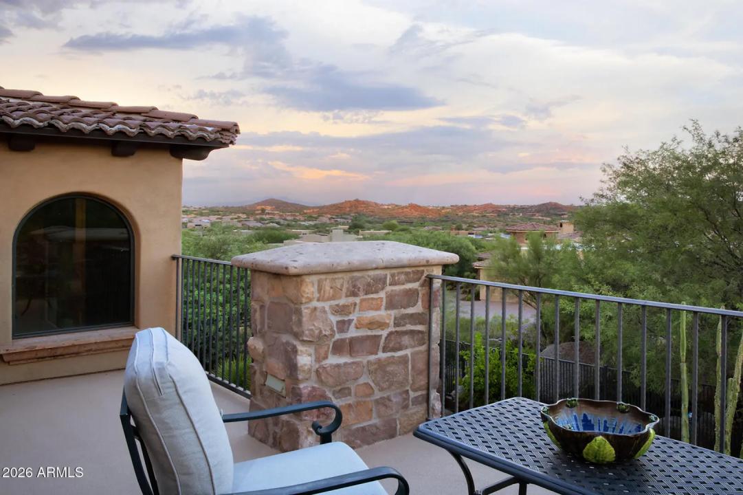 Real Estate Picture 2