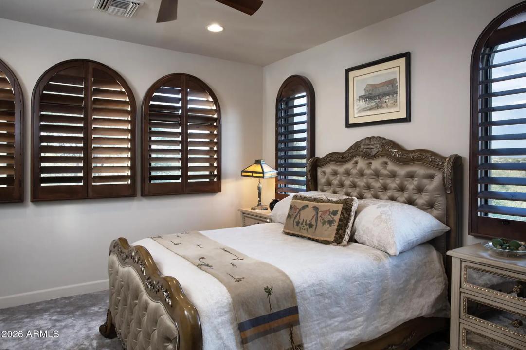 Real Estate Picture 36