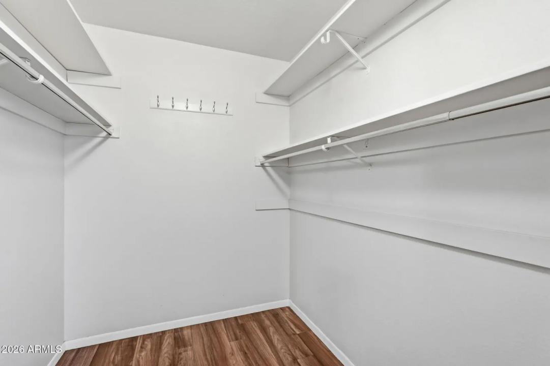Real Estate Picture 15