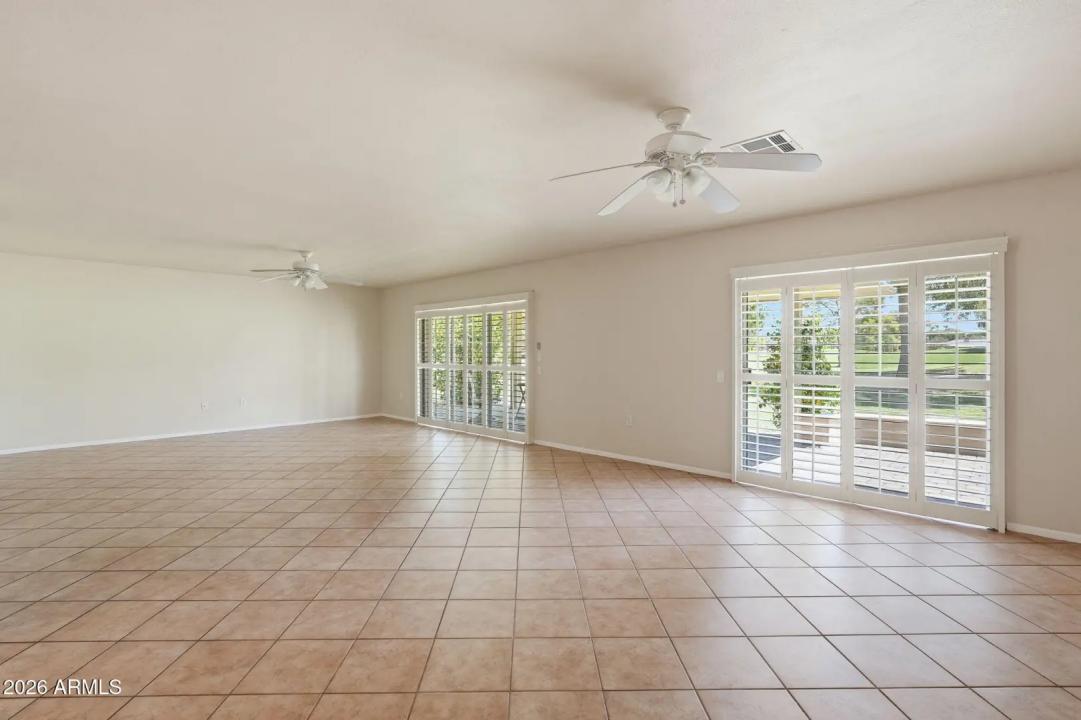 Real Estate Picture 8