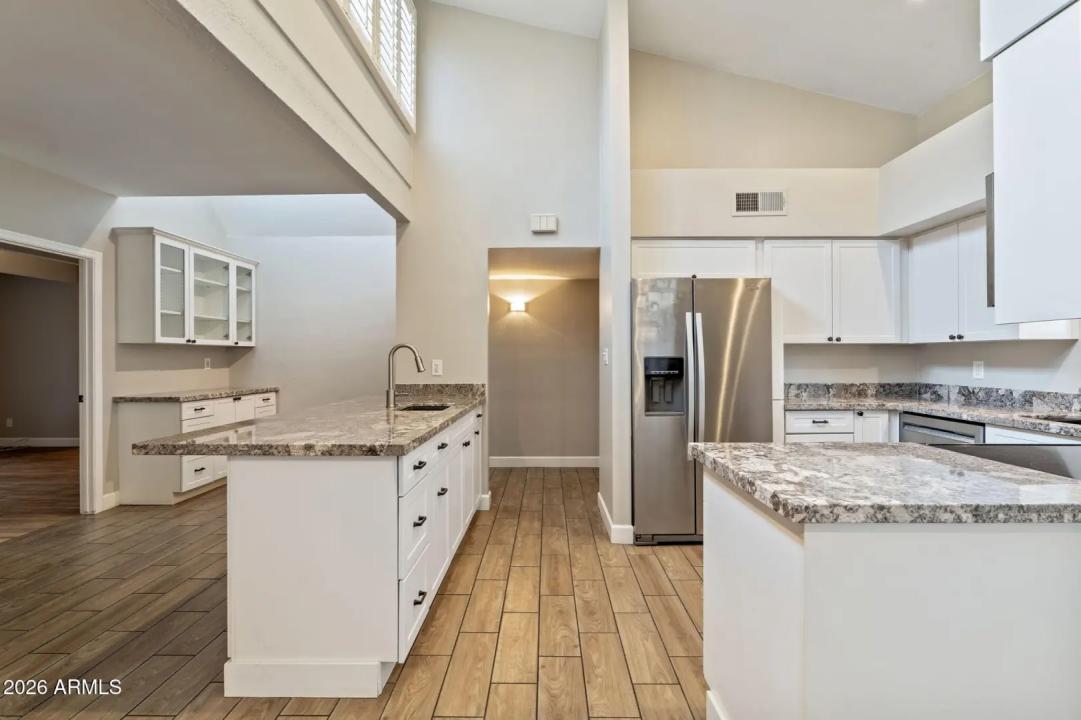 Real Estate Picture 1