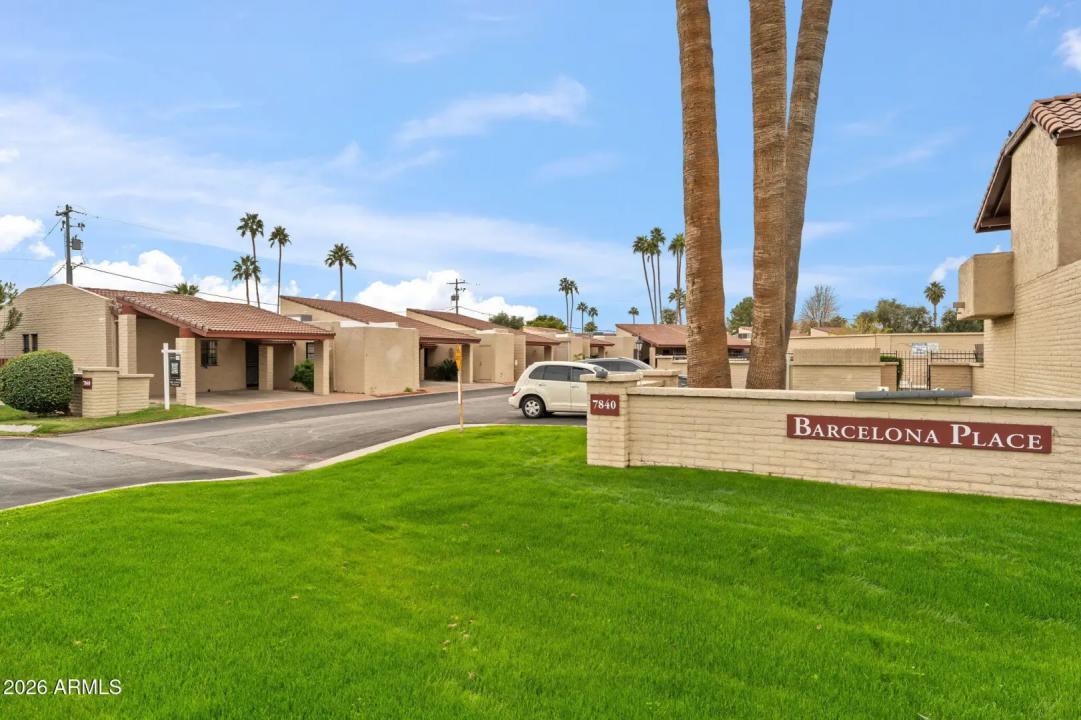 Real Estate Picture 2