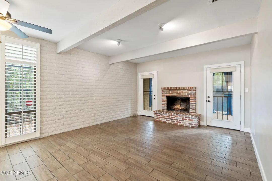 Real Estate Picture 20