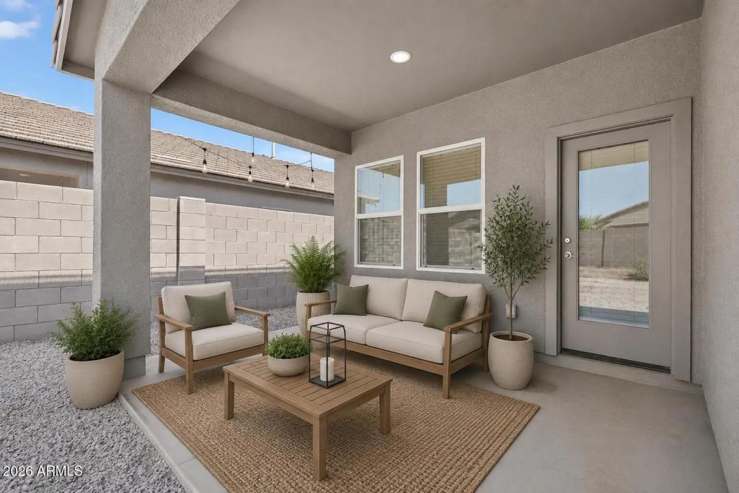 Real Estate Picture 17