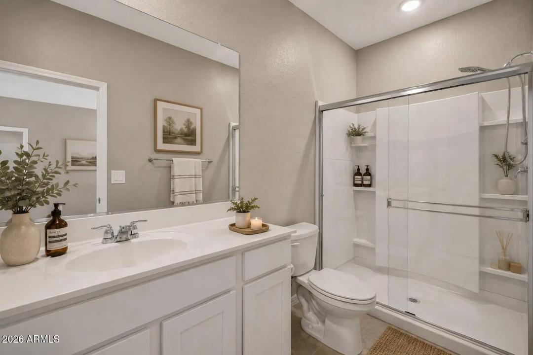 Real Estate Picture 9