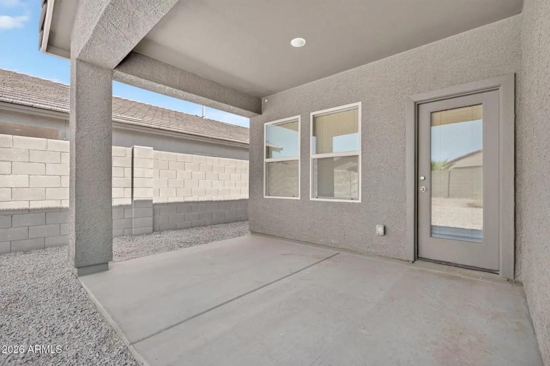 Real Estate Picture 16