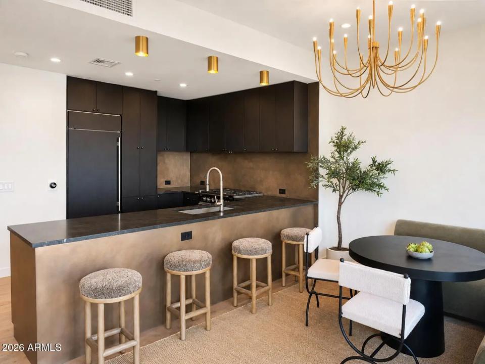 Real Estate Picture 1
