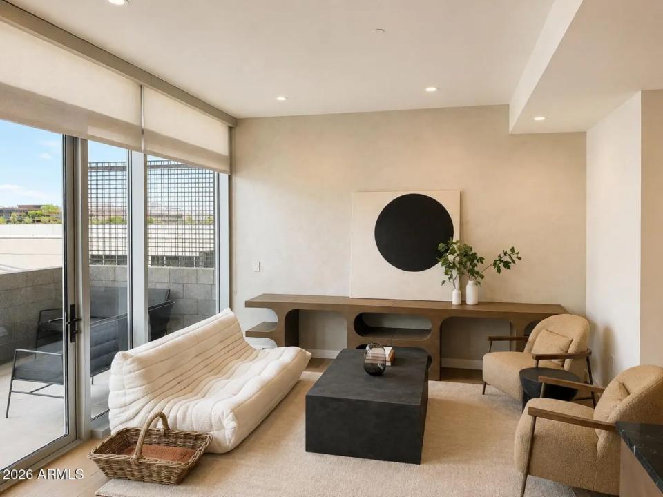 Real Estate Picture 2