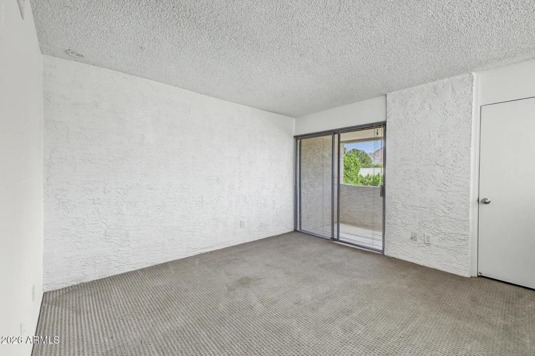 Real Estate Picture 15