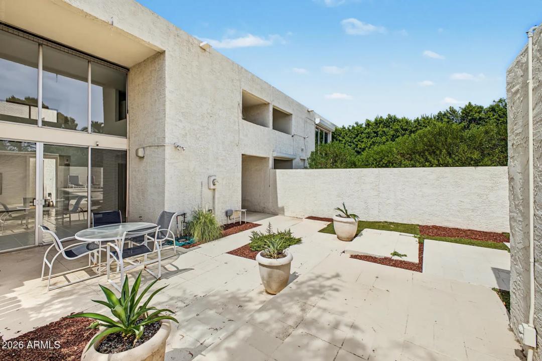Real Estate Picture 20