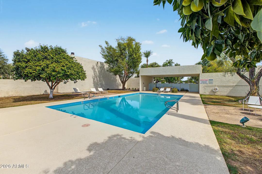 Real Estate Picture 21