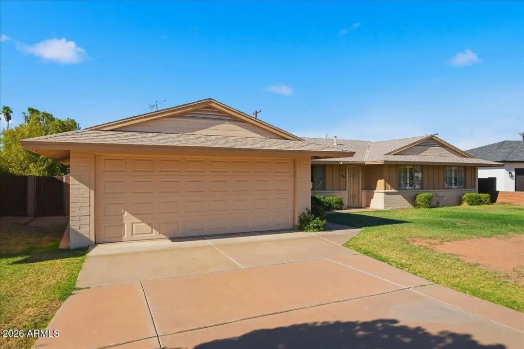 Real Estate Picture 1